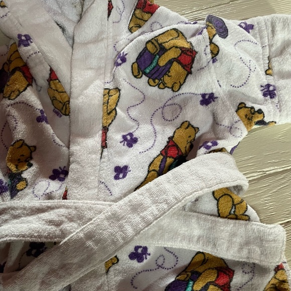 Vintage Disney Winnie the Pooh Toddler Robe and Coverup - Picture 3 of 8